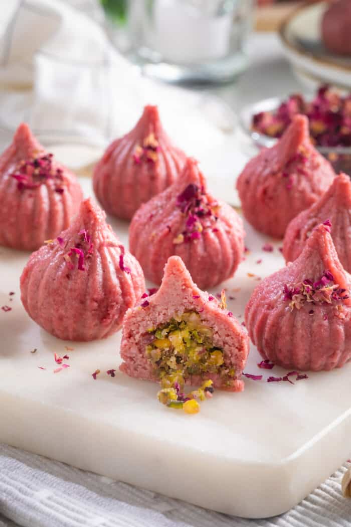 Gulaab Modak 2 scaled